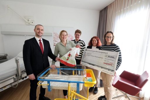 Schaffrath Stiftung spendet 10.000 Euro für Neugeborene im Elisabeth-Krankenhaus