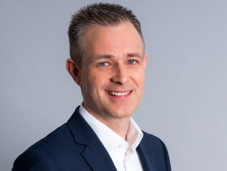 WM-Countdown mit starken Partnern: SPORT1 Business und MAGIC SPORTS MEDIA gewinnen PENNY, Neobet und SCHÖNER WOHNEN Polarweiss für die IIHF Eishockey-Weltmeisterschaft 2023 auf SPORT1