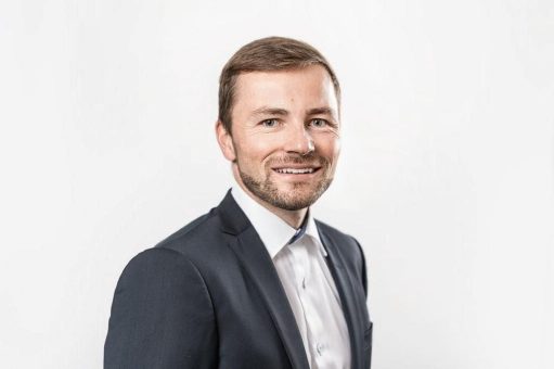 Neuer Obmann des IEC SC für DC-Steckverbinder für Rechenzentren