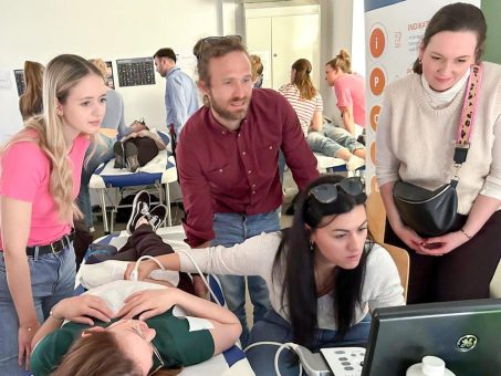 Praxisorientierte Ultraschallausbildung setzt neue Maßstäbe