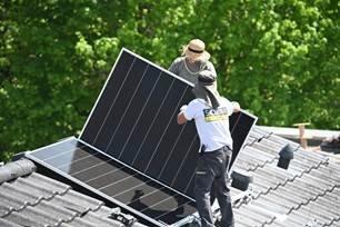 AWW Seniorenheim Haus Wittelsbach und Kirchenzentrum der Adventisten in Bad Aibling investieren in nachhaltige Solartechnik