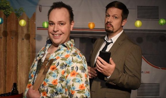 Zimmer.Theater zeigt „Campingfreunde“