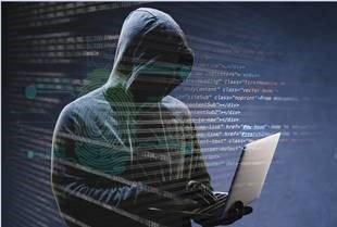 Bleiben Sie auch 2025 cybersicher – mit emtrion emCVE-Watch!