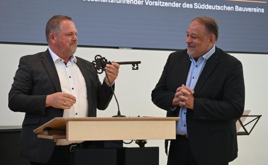 HopeCenter feierlich eröffnet – Adventisten weihen neues Begegnungszentrum ein, von dem ganz Wasserburg profitiert