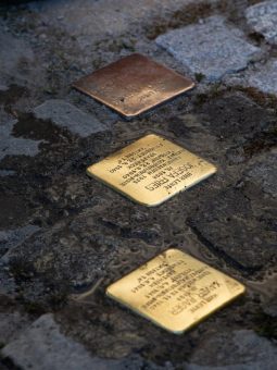 Stolpersteine für Kloster Irsee