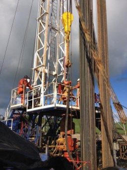 Monumental Energy beginnt mit Aufwältigungsarbeiten auf Copper Moki in Neuseeland
