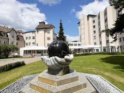 Adventistisches Krankenhaus Waldfriede erfolgreich saniert