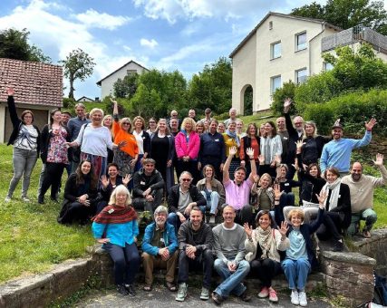 forum anders reisen: Erfolgreiche Mitgliederversammlung auf Schloss Buchenau