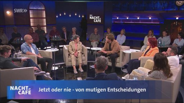 Gründung mit 70: Patentierte Pflegekleidung aus eigener Erfahrung