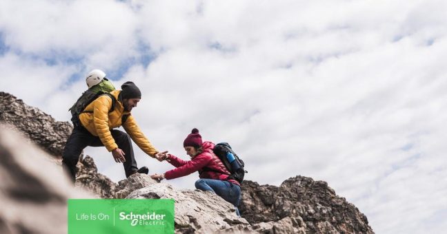 Bedeutende Meilensteine erreicht: Schneider Electric setzt seit über 20 Jahren Maßstäbe in strategischer ganzheitlicher Nachhaltigkeit