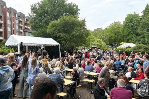 Das AWW-Seniorenheim Neandertal feierte das 30. Sommerfest mit allen Generationen