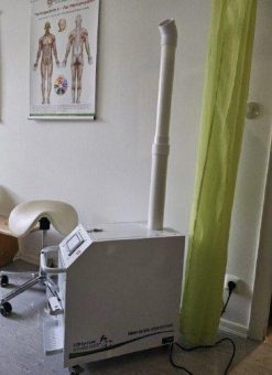 Effiziente Raum- und Oberflächendesinfektion für Physiopraxen