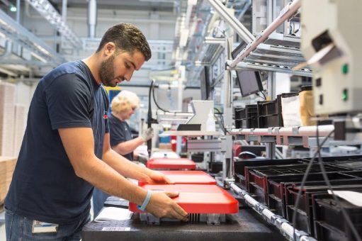 Jeder zweite Solaranlagenbetreiber in Deutschland setzt auf Wechselrichter von SMA