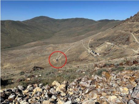 Giant Mining übermittelt Kern aus dem mit Hilfe von KI ermittelten, 1.100 Fuß tiefen Kernbohrloch MHB-36