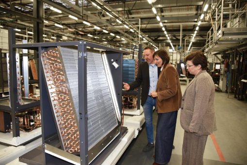 CDU-Politikerin Mareike Lotte Wulf besucht Stiebel Eltron in Holzminden