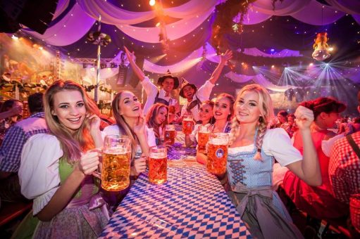 Endlich wieder zünftig feiern beim Oktoberfest im Europa-Park Erlebnis-Resort