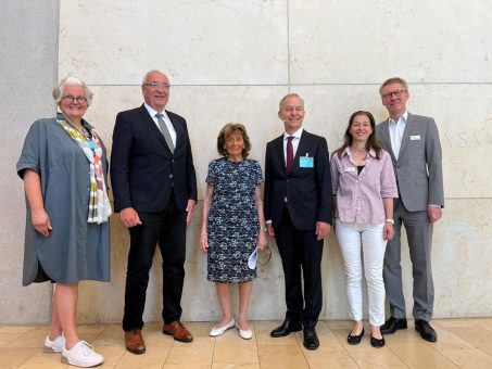 Transition: Für eine bedarfsgerechte Versorgung von jungen Menschen mit psychischen Erkrankungen im Übergang zum Erwachsenenalter