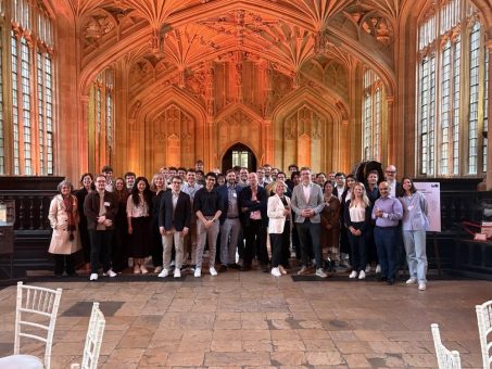 Intensiver Austausch über vertrauenswürdige KI an traditionsreichem Ort