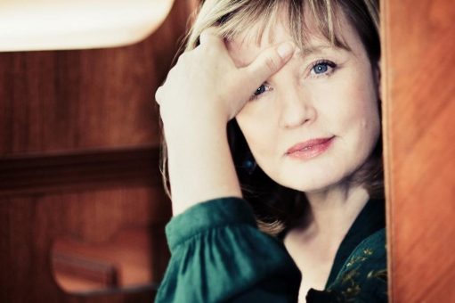 Kulturgewächshaus Birkenried, Christina LUX, 2. Juni 20 Uhr, Eintritt 18€