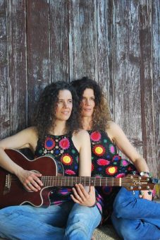 14. Mai 20:00h Vivid Curls & Sarah Straub