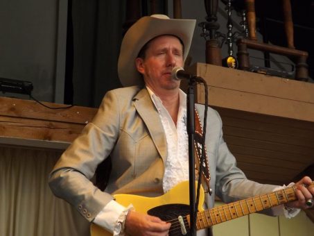 Nico & The Apron Strings, Country, Songs & Westernswing