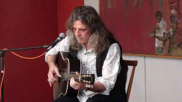 Sonntag 1. Dezember 14 Uhr: Mittelalterlicher & spanischer Blues  Gitarre & Lieder mit Claude Bourbon