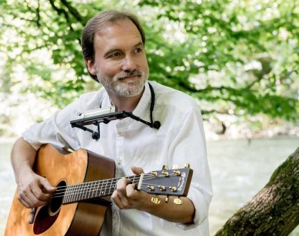 06. Oktober 14 Uhr: Dietmar Schrader, Singer/Songwriter