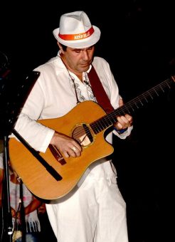 Die COUNTRY & WESTERN FRIENDS KÖTZ 1982 e.V. und das Kulturgewächshaus Birkenried e.V. laden am Freitag, den 10. Mai März 2019 ab 20.00 Uhr ins Kulturgewächshaus Birkenried, 89423 Gundelfingen/Donau ein