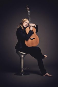 11. August 20:30h: Jule Malischke