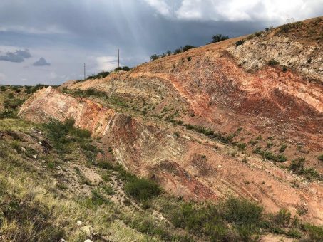 Aztec Minerals: Erste Silber- und Goldergebnisse innerhalb von nur vier Wochen!