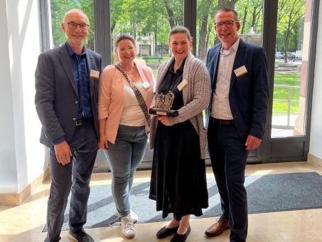 Vorzeigeprojekt der Verwaltungsdigitalisierung: Gesundheitsamt Bamberg und HiSolutions mit Best Practice Award ausgezeichnet