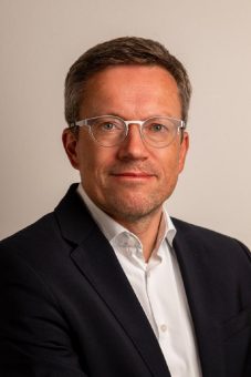 Alexander Ebenbeck ist neuer Vertriebsleiter am SKZ für Produktprüfung, -zertifizierung und Analytikservices