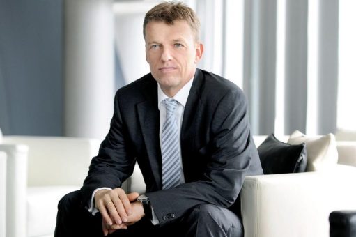 Jürgen Nowicki als Sprecher der VDMA Arbeitsgemeinschaft Großanlagenbau bestätigt