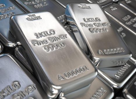 Der Welt geht das Silber aus!