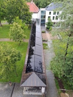 Wo Licht ist, ist auch Schatten: Schwäbisches Bildungszentrum Irsee legt fünfte Treibhausgas-Bilanz vor