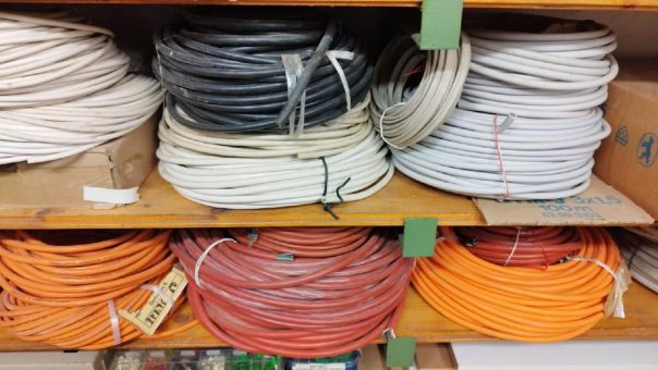 Sie suchen nach einer einfachen Möglichkeit Ihren Altmetall zu verkaufen? Eisen, Aluminium, Kabel, Kupfer Messing….