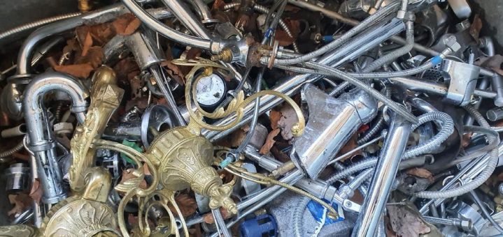 Selbst Demontage arbeiten sind Teil des Portfolios des Schrotthändlers in Lünen – und das NRW-weit