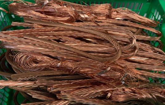 Der Schrottankauf Remscheid hilft durch den Ankauf von Schrott, dabei CO-2 einzusparen