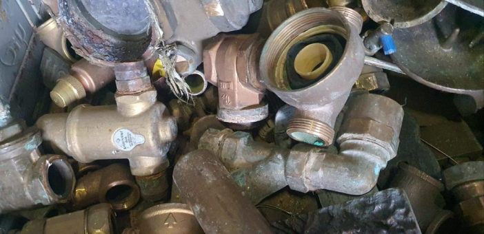 Unser Team aus mobilen Schrotthändlern kauft Ihren Schrott in Herne und Holt ohne Aufwand für Sie an.