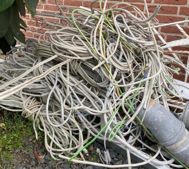 Professioneller mobiler Schrotthandel in Solingen kauft ihren Schrott an
