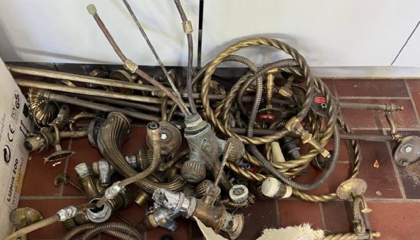 Sie suchen nach einer einfachen Möglichkeit Ihren Schrott in Una oder Umgebung verkaufen?