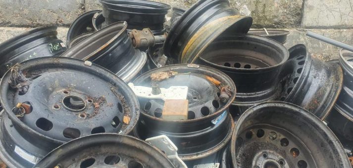 Kostenlose und schnelle Schrottabholung inklusive Demontage in Bochum