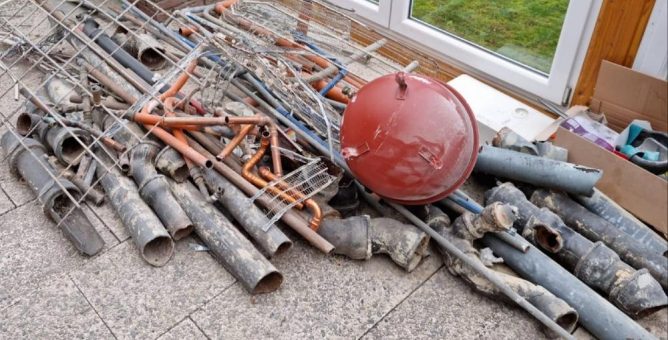 Kostenlose und saubere Schrottentsorgung in Leverkusen und Umgebung