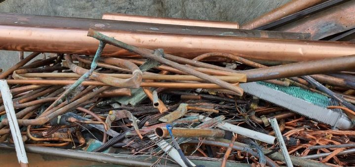 Größere und kleinere Mengen Schrottankauf in Velbert für private und gewerbliche Kunden