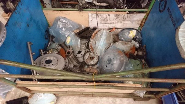 Sie suchen nach einer einfachen Möglichkeit Ihren Schrott loszuwerden in Essen und Umgebung?