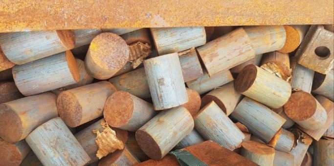 in Bochum und Umgebung holen wir schrott & Alteisen von ihren Standort Kostenlose Ab