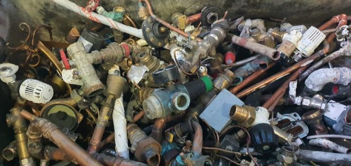 Heute auch in Lünen und Umgebung wir kaufen Schrott & Altmetall gegen gute Preise