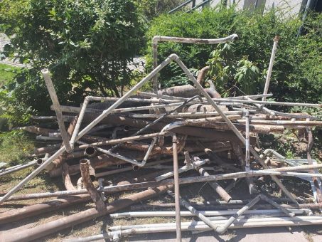 Kostenlose Schrottabholung in Düsseldorf durch professionelle Schrotthändler