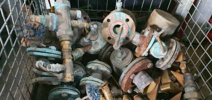 Sie wollen Altmetall oder sonstigen Schrott loswerden und wohnen in Remscheid und Umgebung.!