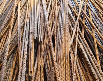 in Essen und umgebung  wir holen schrott & altmetall kostenlos ab Schneller Service mit Schrotthändler NRW